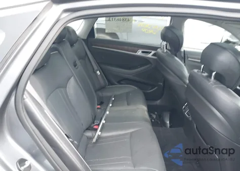 2015 Hyundai Genesis 3.8 z USA, uszkodzony, nr VIN KMHGN4JE9FU075732